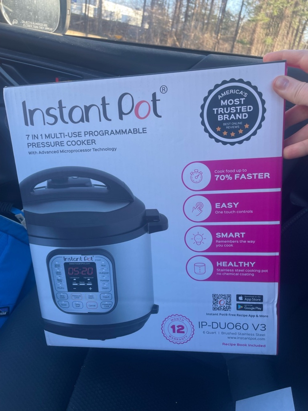 Instant Pot IP-DUO60 V3 7-in-1 Programmable Pressure Cooker - Silver - Picture 2 of 3